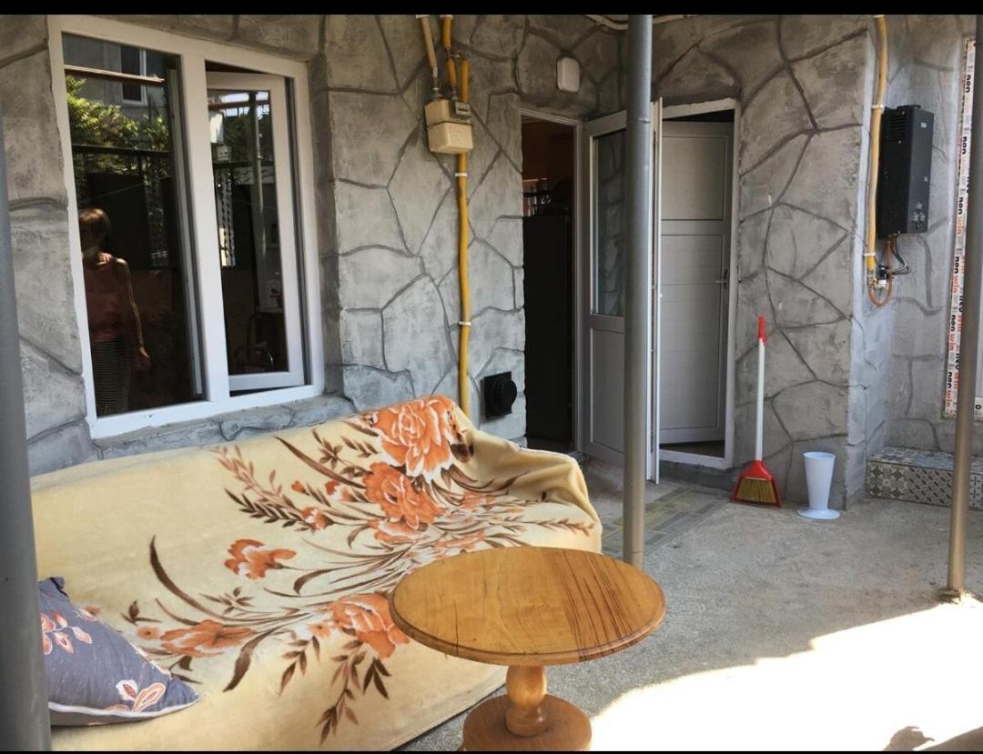 ホテル Batumi House エクステリア 写真